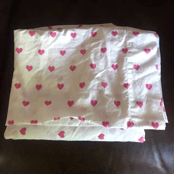pottery barn heart sheets